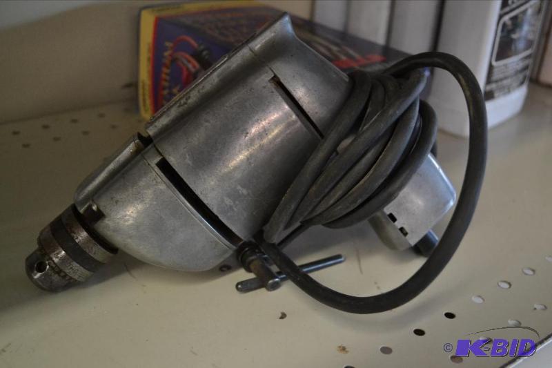 lot 65 image: Craftsman Drill