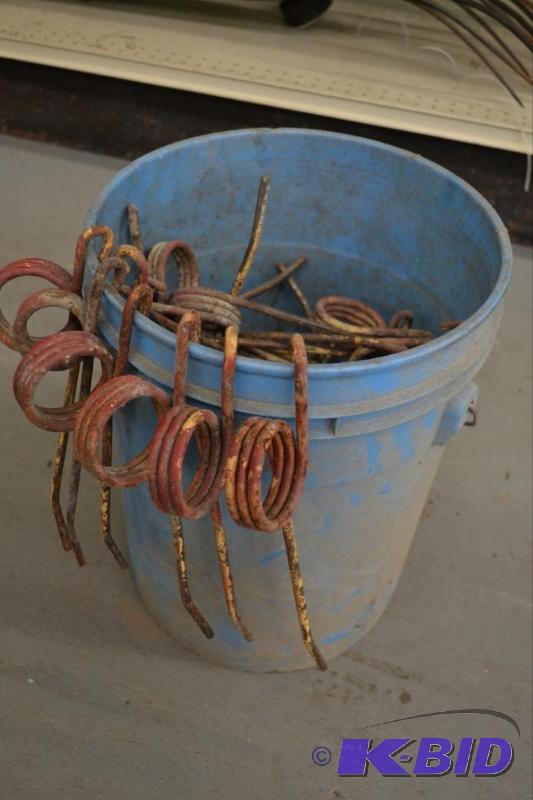lot 72 image: Bucket of Bailer Teeth