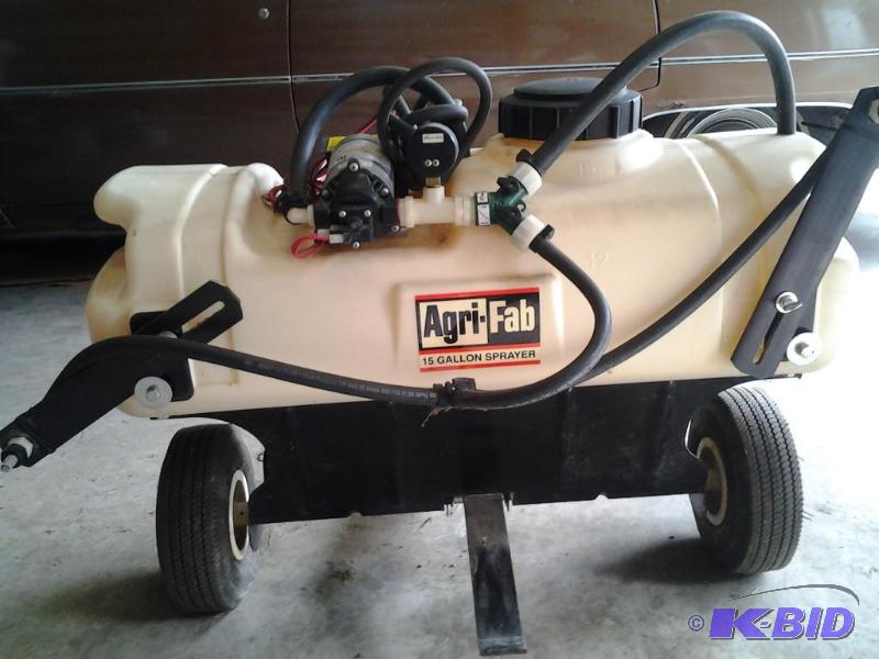 Pull Behind Lawn Sprayer