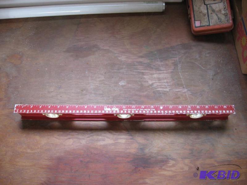 24 Inch Level