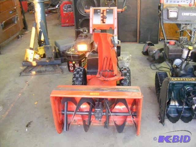 lot 13 image: Simplicity Sno-away 9 Snowblower, electric st...