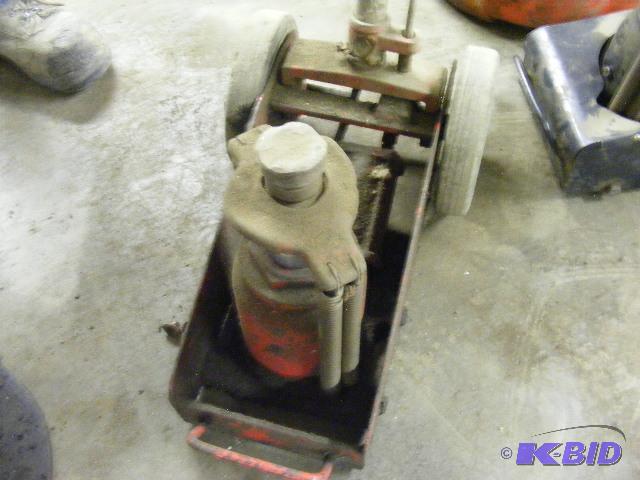 lot 36 image: Air Jack for heavy equipment, 22 ton....