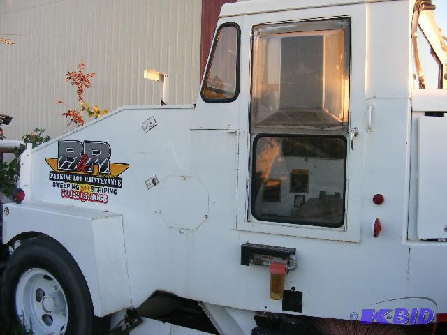 lot 9 image: Parking LotStreet Sweeper, AS IS It did run ...
