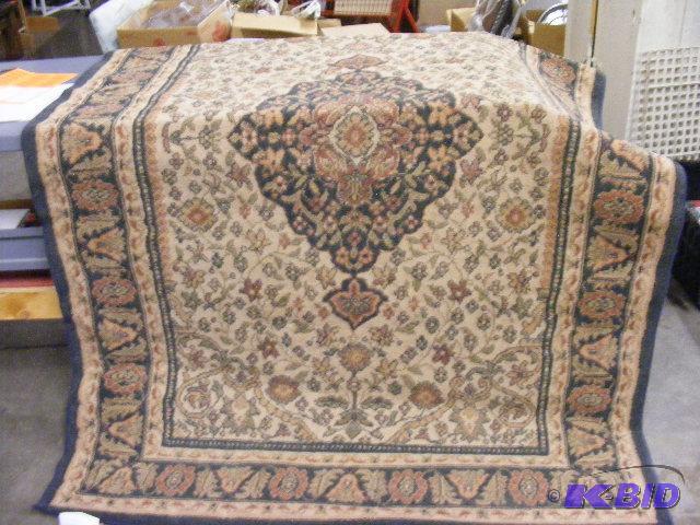 Carpet, Mohawk Home. Approx 5 x 10. Good sh...