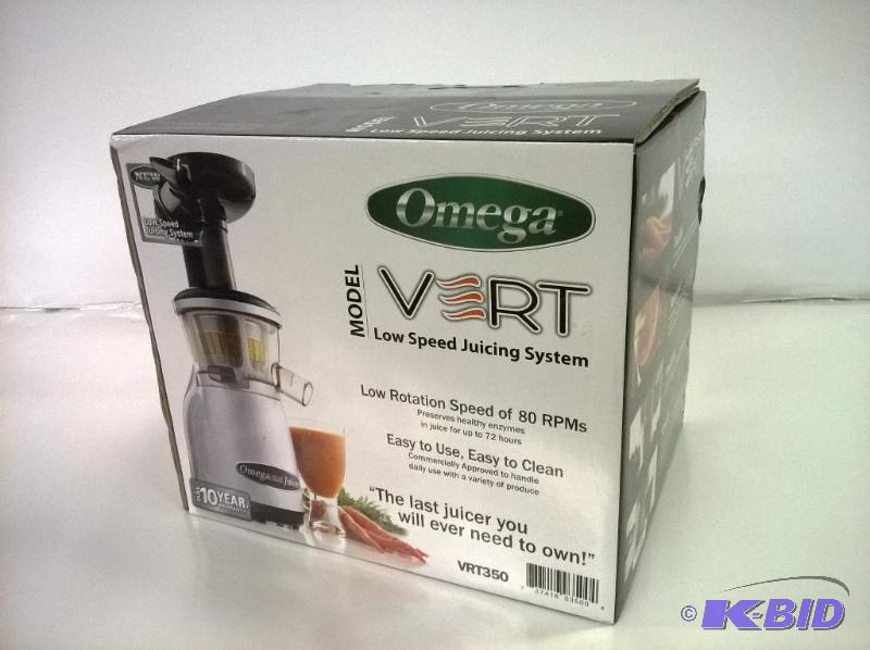 lot 15 image: Omega VRT350 Dual-Stage Vertical Low Speed Juicer