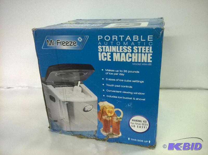 lot 33 image: MaxiMatic MIM-88 Mr Freeze Portable Ice Maker