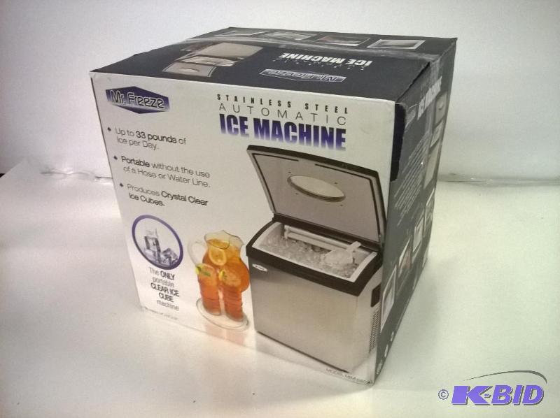 lot 71 image: MaxiMatic MIM-5802 Mr Freeze Portable Ice Maker