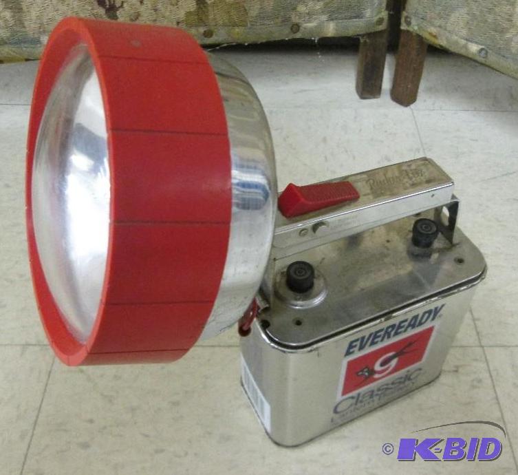 lot 102 image: Radar Lite lantern...