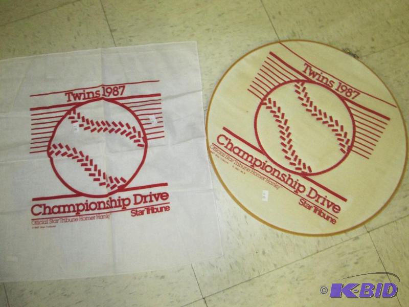 lot 112 image: Twins 1997 homer hanky pair...