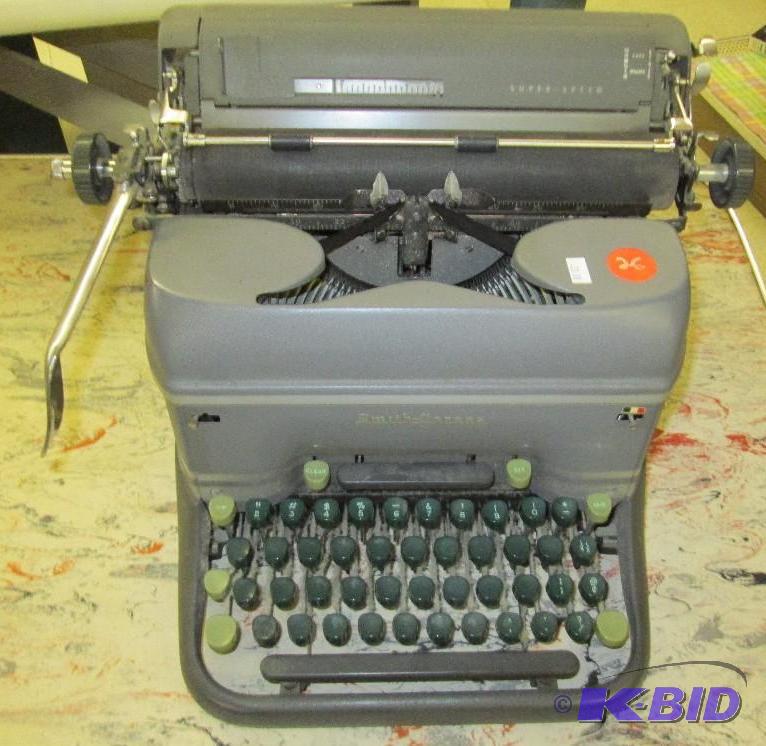 lot 26 image: Vintage typewriter, Smith Corona...