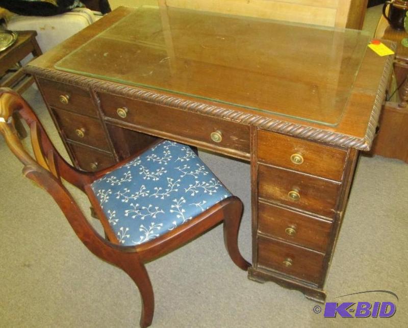lot 39 image: Antique Desk and Vintage Duncan Phyfe chair, ...