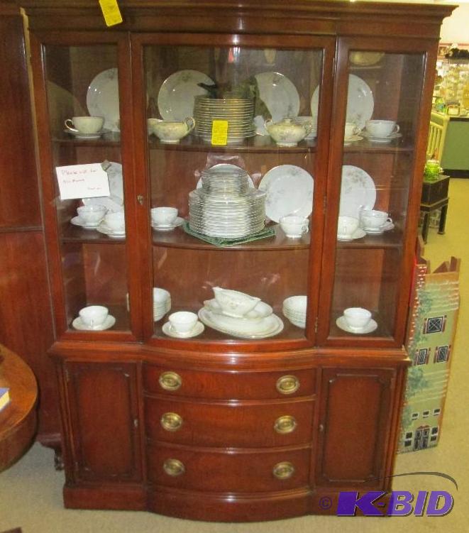 lot 51 image: Drexel authentic china hutch, beautiful wood....