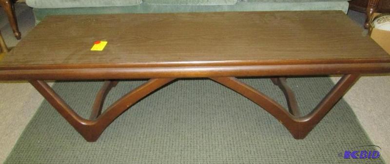 lot 68 image: Retro coffee table, 56 x 19 inch top, 17 inch...