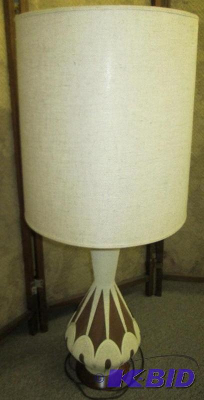 lot 77 image: 37 inch tall lamp...