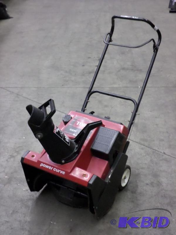 lot 1 image: Toro CCR-2500 5HP Snow Blower, Runs & Ope...