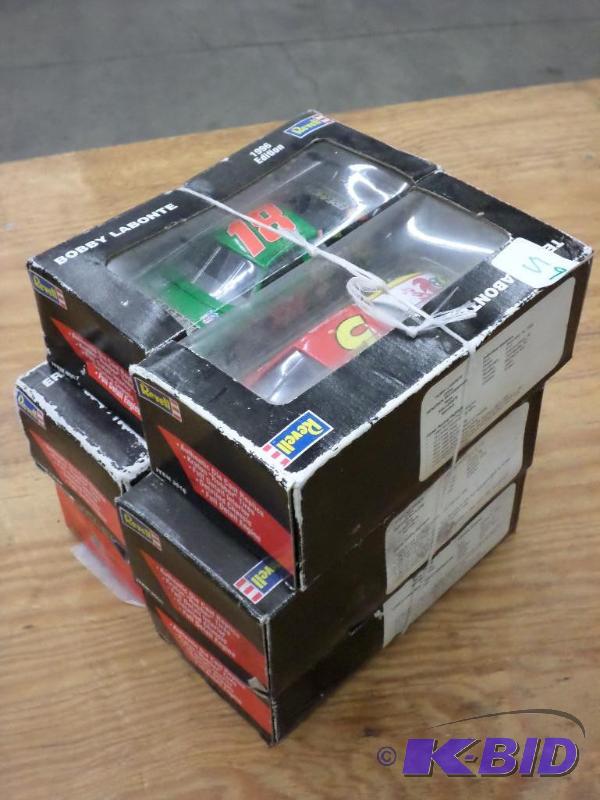 lot 59 image: (6) Various Die-Cast Cars With Boxes...