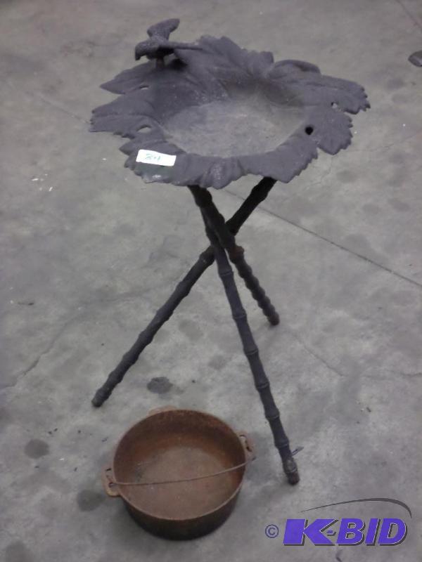 lot 84 image: Neat Cast Iron Bord Feeder & Cast Iron Po...