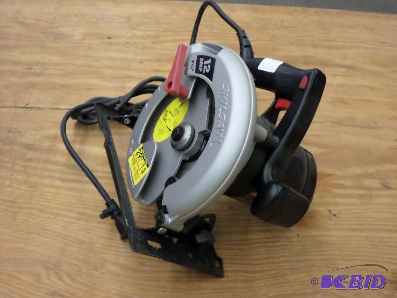lot 86 image: Skilsaw 7.25" Circular Saw...