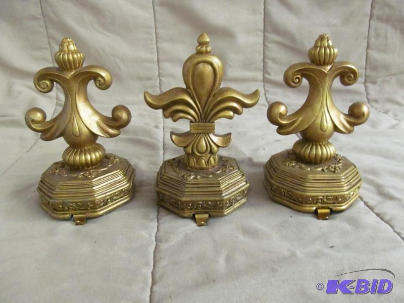 lot 123 image: Decor