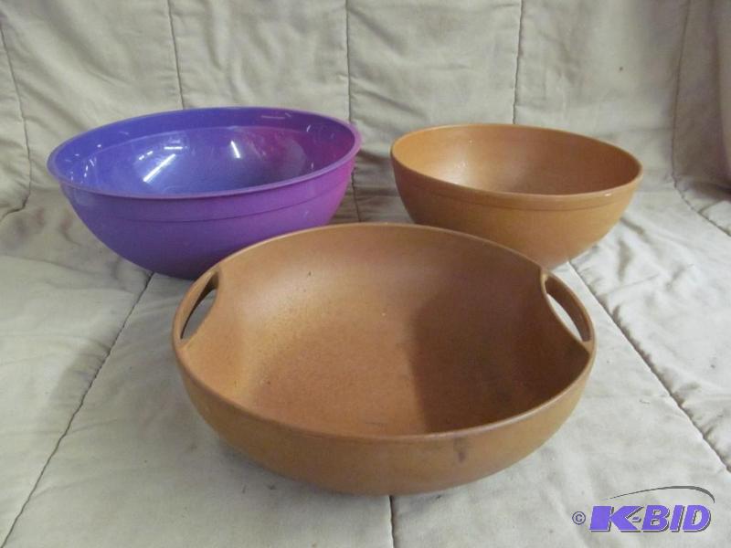 lot 145 image: Bowl