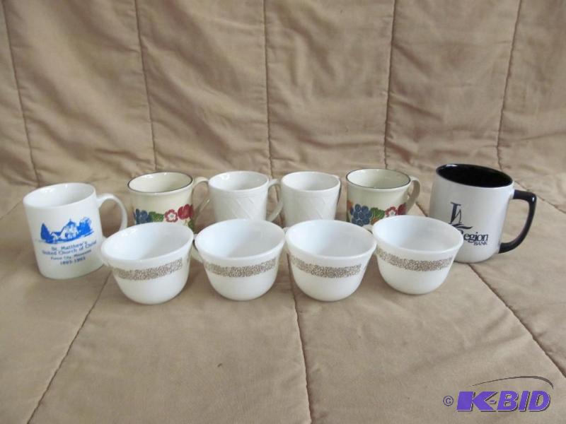 lot 165 image: Cups