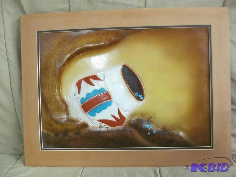 lot 2 image: Decor