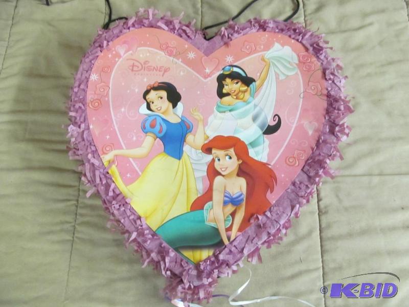 lot 22 image: Disney