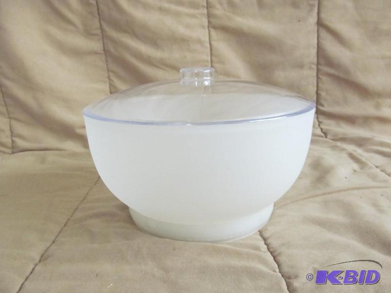 lot 85 image: Bowl