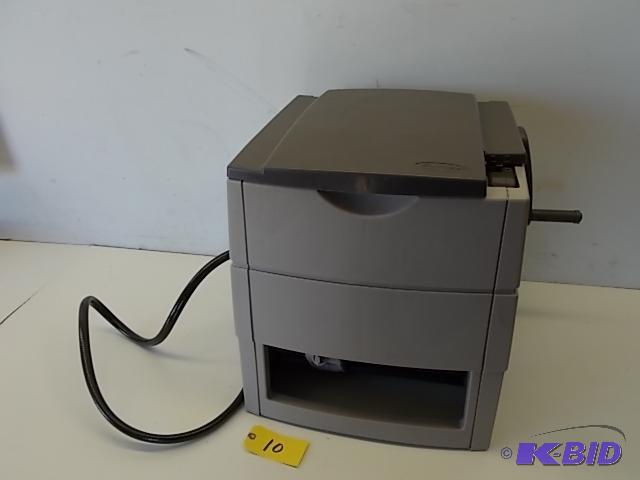lot 10 image: SunCast Hose Reel, Appears New, Scuffed...