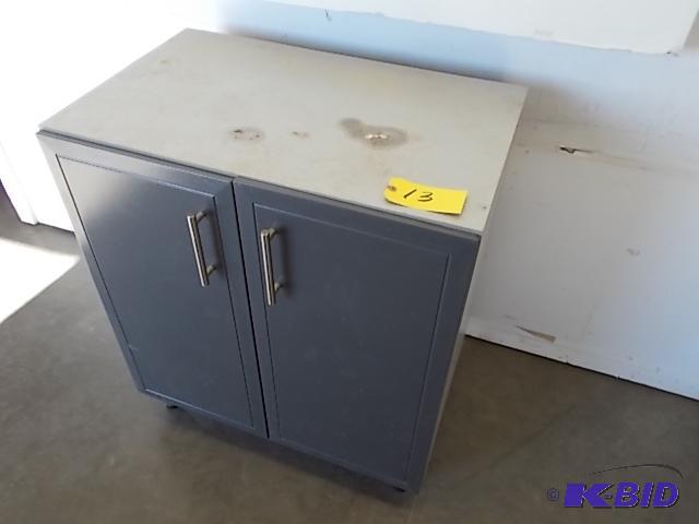 lot 13 image: Garage Cabinet, 2 Doors, 31 12" x 20&qu...
