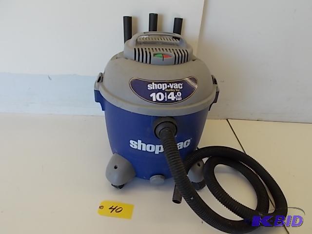 lot 40 image: Shop Vac, 10 Gallon, 4 hp, Works...