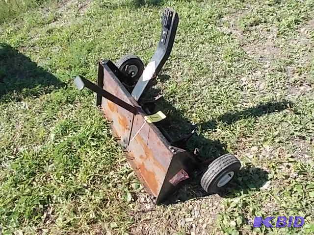 lot 7 image: Model 45-0298 40" Lawn Aerator, Works...