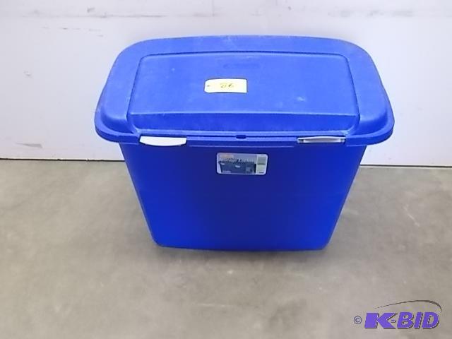 lot 86 image: Sterilite 50 Gallon Storage Locker, Cracked B...