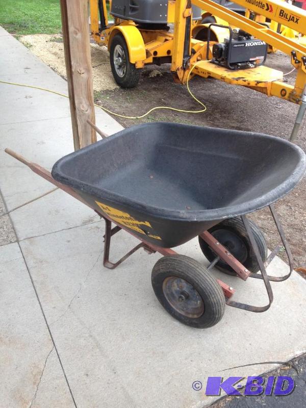 lot 121 image: Sterling Lite Plus Wheel Barrow - Black Plast...