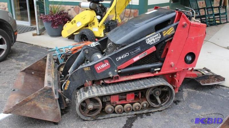 lot 78 image: Toro 420 Dingo TX-425 Wide Track&nbspWalk-be...