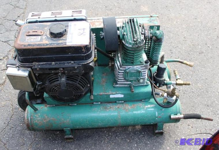 lot 84 image: Rol-Air&nbsp8 CFM Compressor, Double Tank, G...