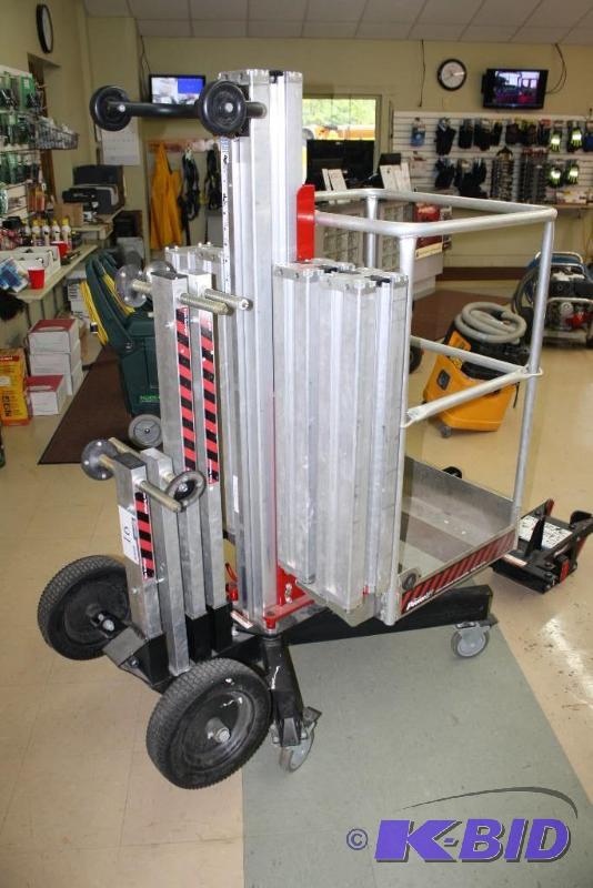 ReechCraft M20 Portable Power Lift... Lake Rental Surplus