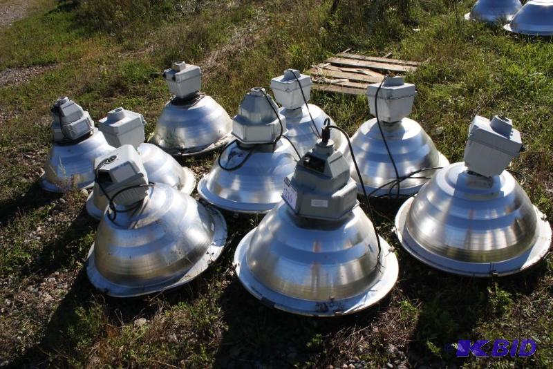 lot 210 image: Lot of (9) General Electric Lightbulb ballast...