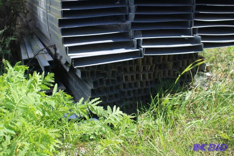 lot 238 image: Bundle Lot of Galvanized Steel Corner Beads ...