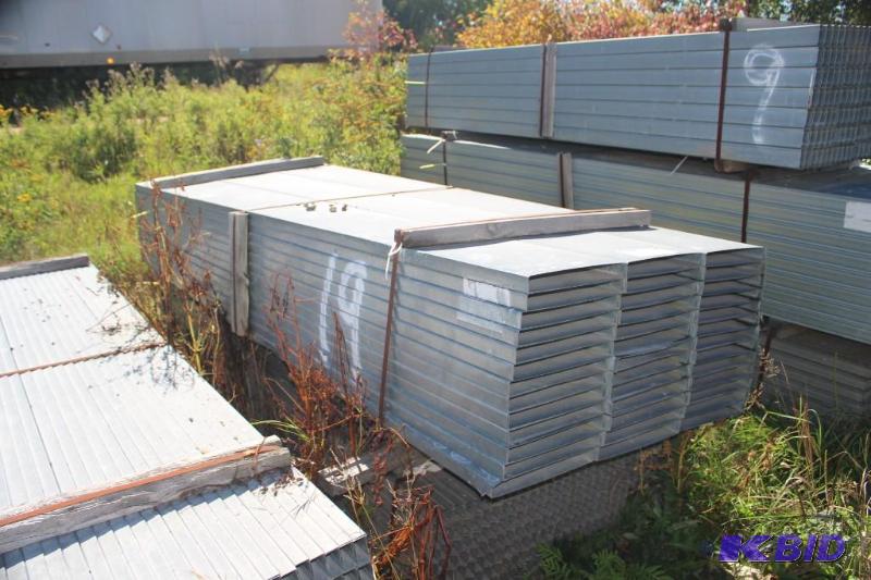 lot 240 image: Bundle Lot of Galvanized Building Studs 12&qu...