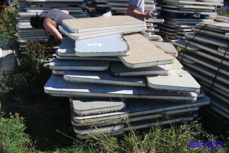 lot 251 image: Lot of (50 ) Insulated Foam Cut Out Rounded...