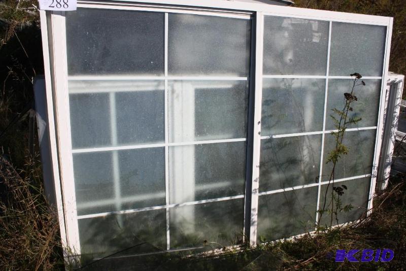 lot 288 image: Lot of (2) Windows Double Window, Grid Patte...