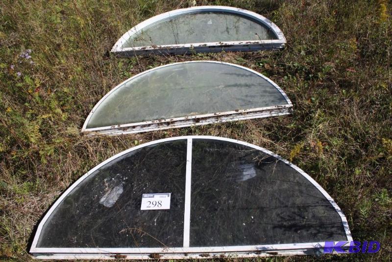 lot 298 image: Lot of (3) Arched Windows Half-Circle White...