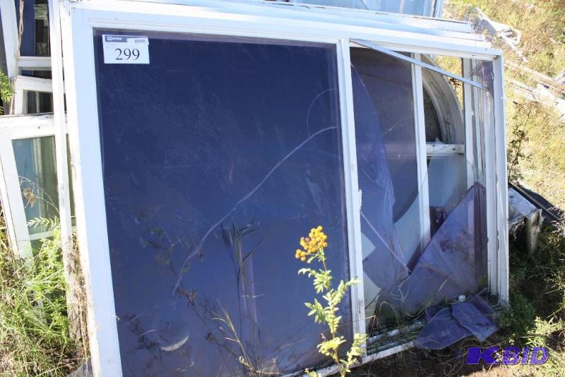 lot 299 image: Lot of (5) Miscellaneous Glass Windows Shatt...