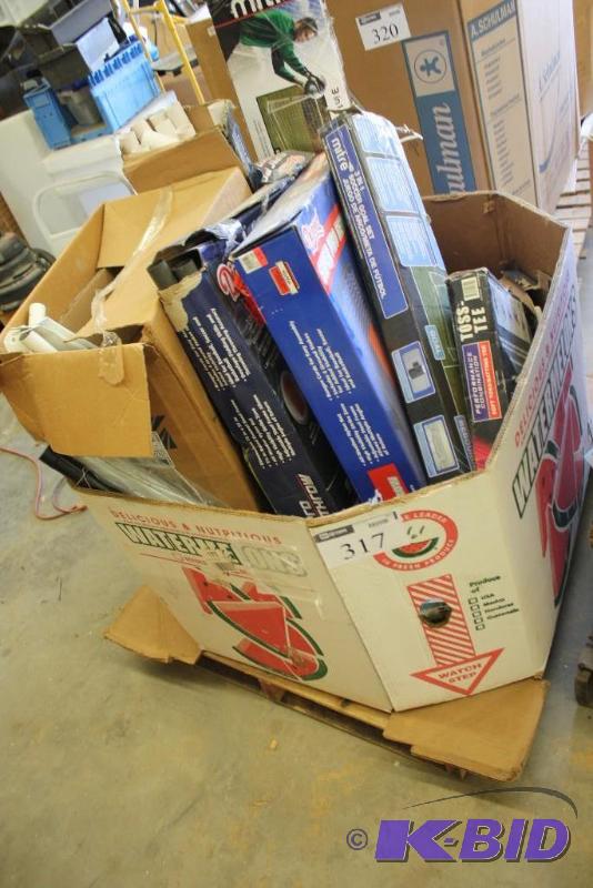 lot 317 image: Gaylord&nbspLot of Sporting Goods with a val...