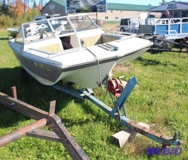 lot 5 image: Year 1970s Make Crestliner Model Muskie 5...