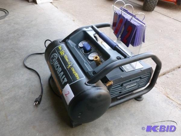 Kobalt 1.5 gallon store portable air compressor