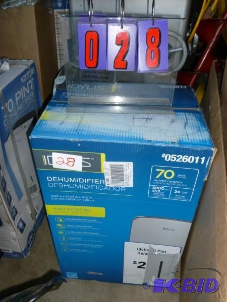 lot 28 image: Idylis dehumidifier. 70 pint. Appears like ne...