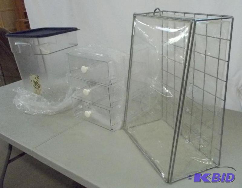 Plastic Containers and Bread Holder