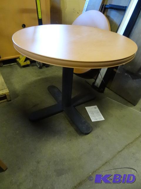 Lacrosse 36&quot round table with metal base...